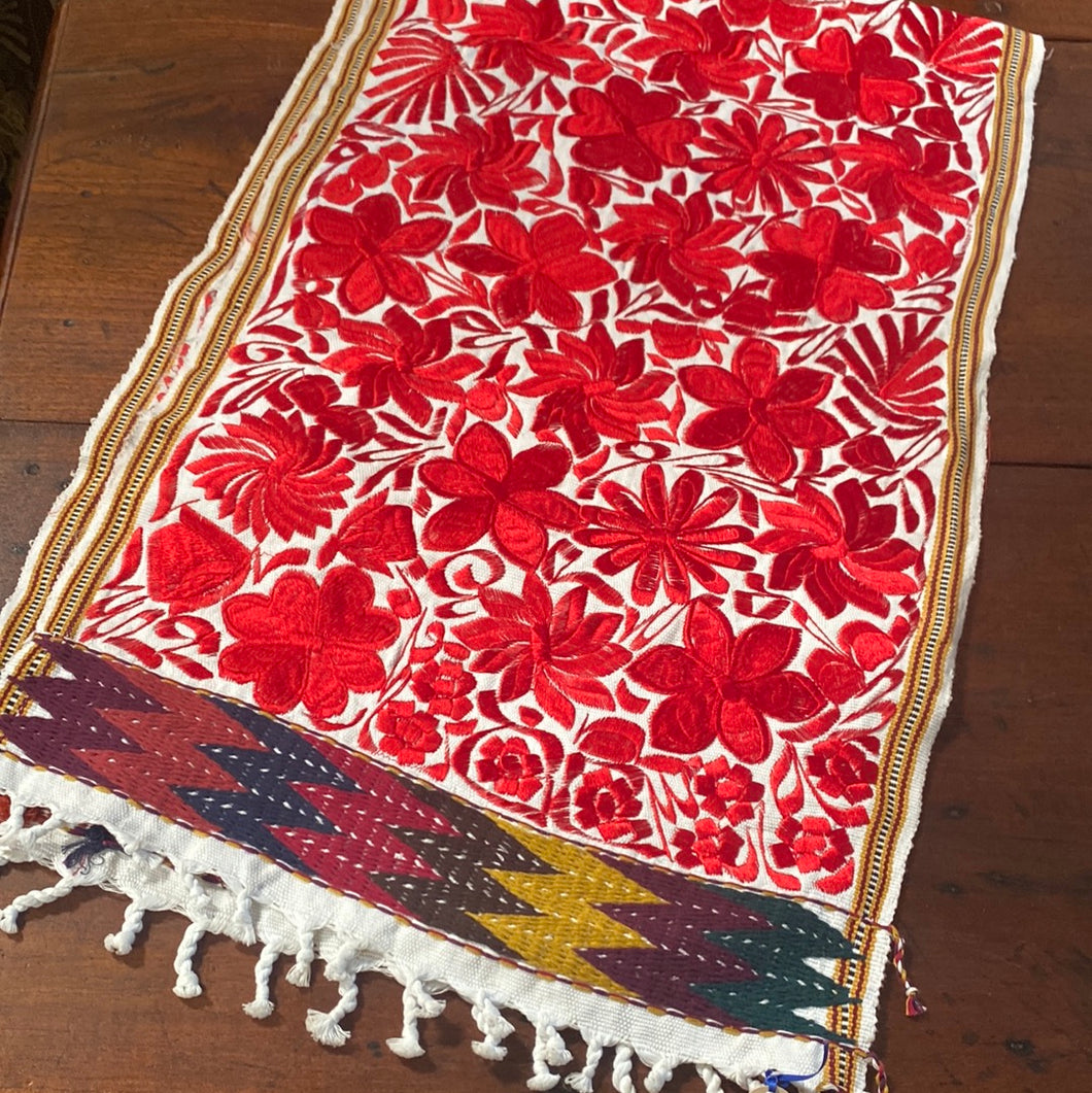 Red White Table Runner 8’-TEX0016