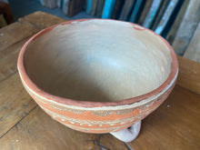 Load image into Gallery viewer, Vintage Ameyaltepec Bowl
