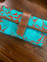 Load image into Gallery viewer, Handmade Guatemalan Wallets
