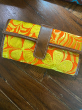 Load image into Gallery viewer, Handmade Guatemalan Wallets
