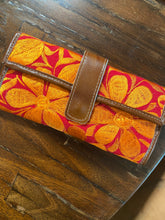 Load image into Gallery viewer, Handmade Guatemalan Wallets
