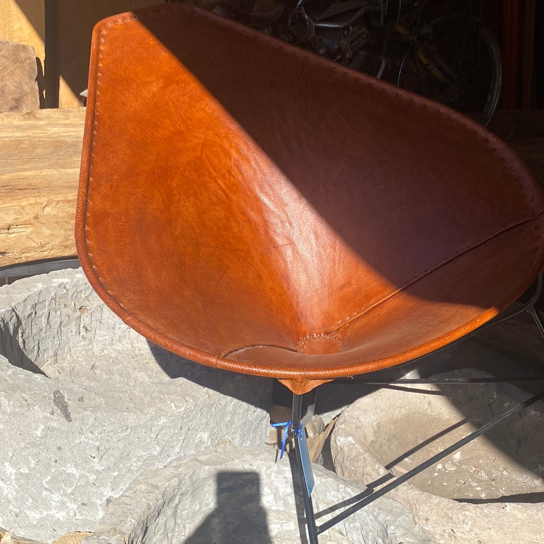 Beto Lounge Chair - Light Brown Leather