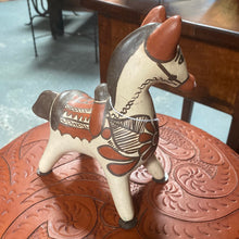 Load image into Gallery viewer, Ameyaltepec Horse

